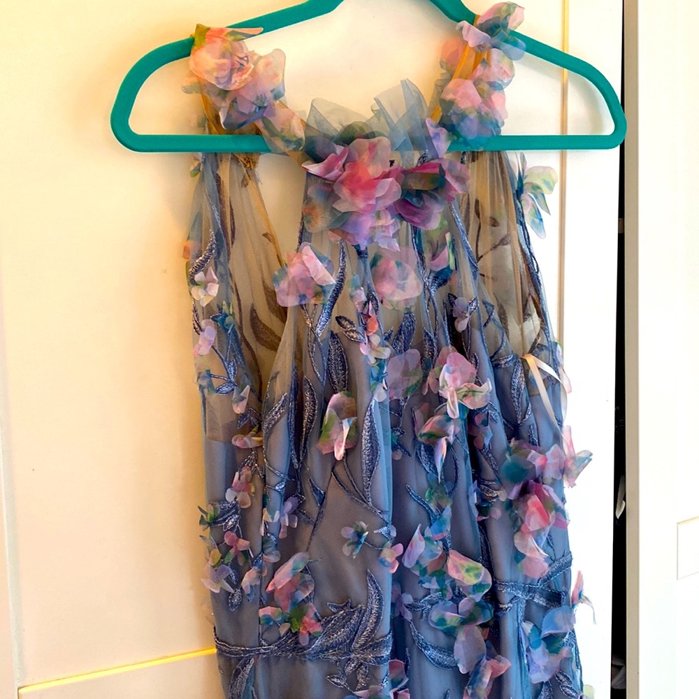 Size 10 Marchesa Gown, fits a size 2/4 perfect. Worn once sister of the bride.
